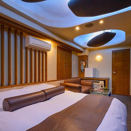 Water Hotel Mw (Adults Only) Saitama Zewnętrze zdjęcie