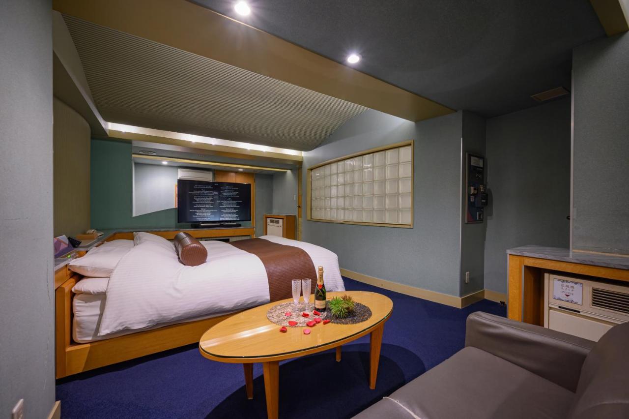 Water Hotel Mw (Adults Only) Saitama Zewnętrze zdjęcie
